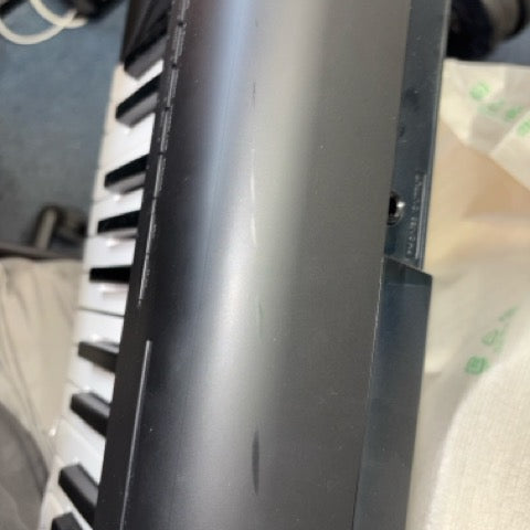 Yamaha NP-15 Piaggero Portable Piano (B-Ware - Retoure leichte spuren) - Musik-Ebert Gmbh