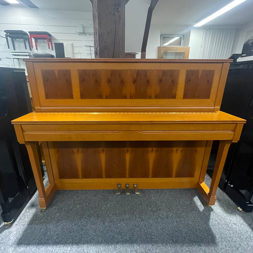 W.SCHIMMEL Klavier 120 J Kirsch-Eibe mattglanz Occasion Bj. 1990, Bestzustand mit Renner Mechanik (gebraucht) - Musik-Ebert Gmbh