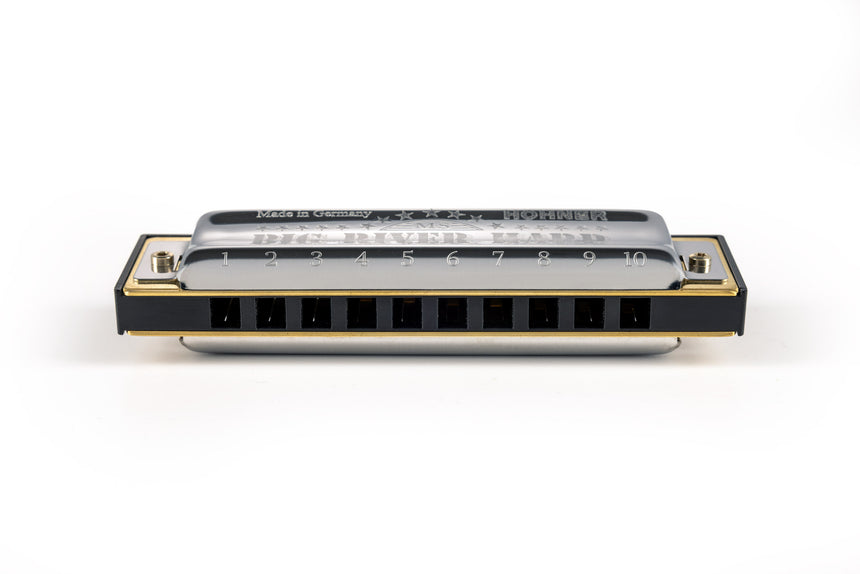 HOHNER Big River Harp MS – Front view of the ten holes