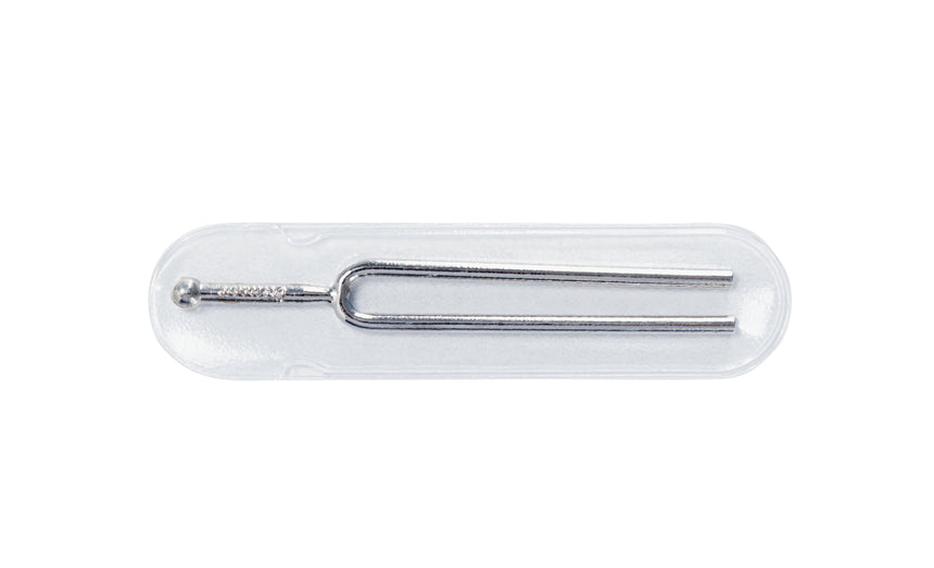 Diapason K&M 168 nickelé dans une pochette transparente