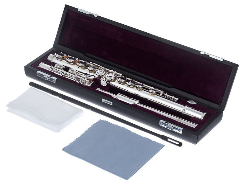 Yamaha YFL-212 Flute – silver-plated student flute with split-E mechanism (nickel silver, offset G, C foot)