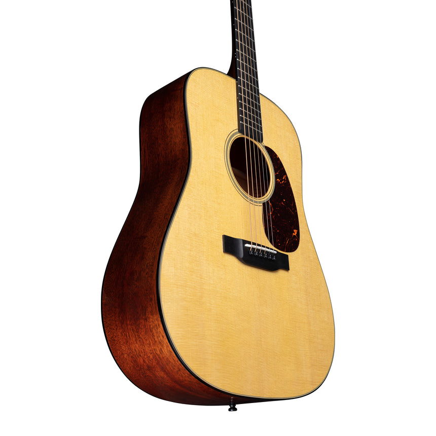 Martin D-18 – inkludierter Hardcase 2