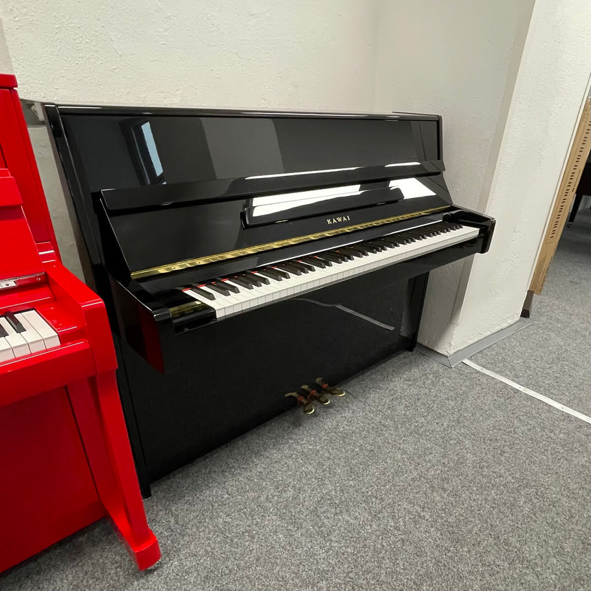 Kawai K-15E Klavier Baujahr 2006 schwarz poliert (gebraucht) - Musik-Ebert Gmbh