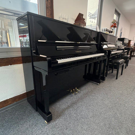 Yamaha Klavier YUS 1 SH TA schwarz poliert Occasion, Bestzustand, Bj. 2016 (gebraucht) - Musik-Ebert Gmbh