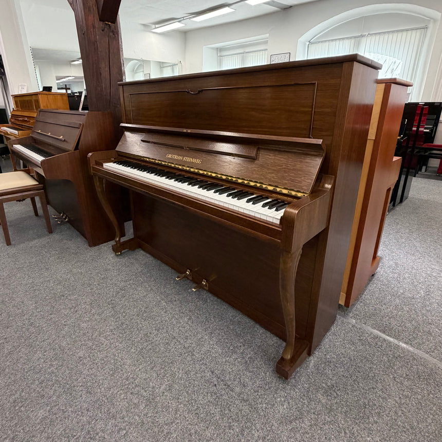 GROTRIAN-STEINWEG Klavier 122 Chippendale Nussbaum sehr guter Zustand Bj. 1982 (gebraucht)