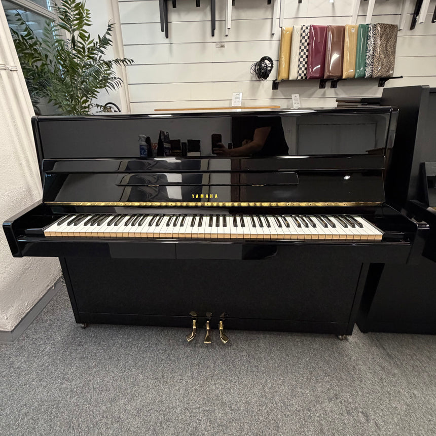 Yamaha Klavier P 2 Occasion – schwarz poliert, Bj. 1975, Made in Japan (gebraucht)