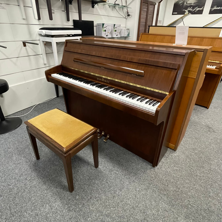 W. Schimmel Klavier Mod. 112/5 Nussbaum dunkel Occasion Bj. 1992, sehr guter Zustand mit Bank (gebraucht) - Musik-Ebert Gmbh