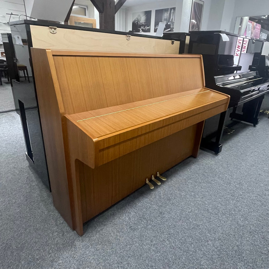 Kawai Klavier CE 7 Nussbaum Bj. 1988 Original made in Japan - sehr guter Zustand (gebraucht) - Musik-Ebert Gmbh