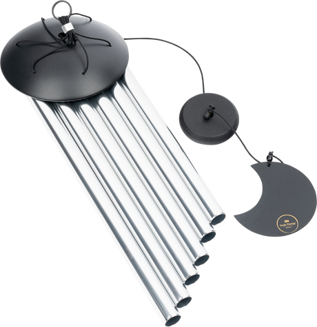Meinl Sonic Energy MMC32S Moon Meditation Chime, 32 Zoll, Silber – Schräge Ansicht von Klangstäben und Pendel