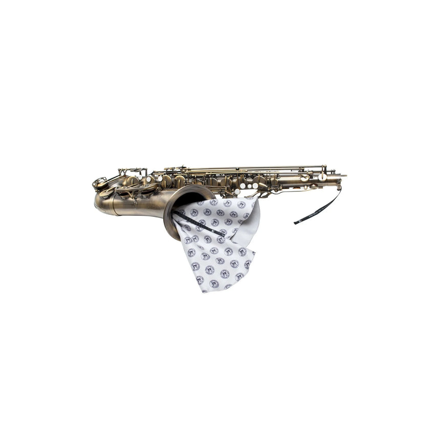 Écouvillon BG A30L gris pour saxophone ténor, deuxième vue d’utilisation