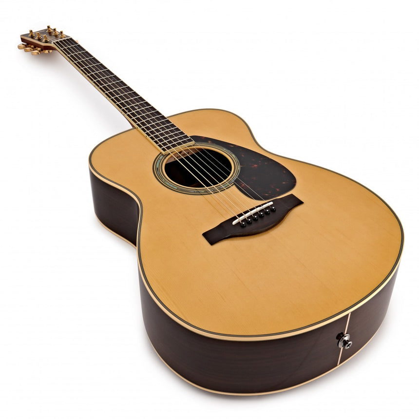 Yamaha LS6 ARE acoustic guitar, solid spruce, with pickup