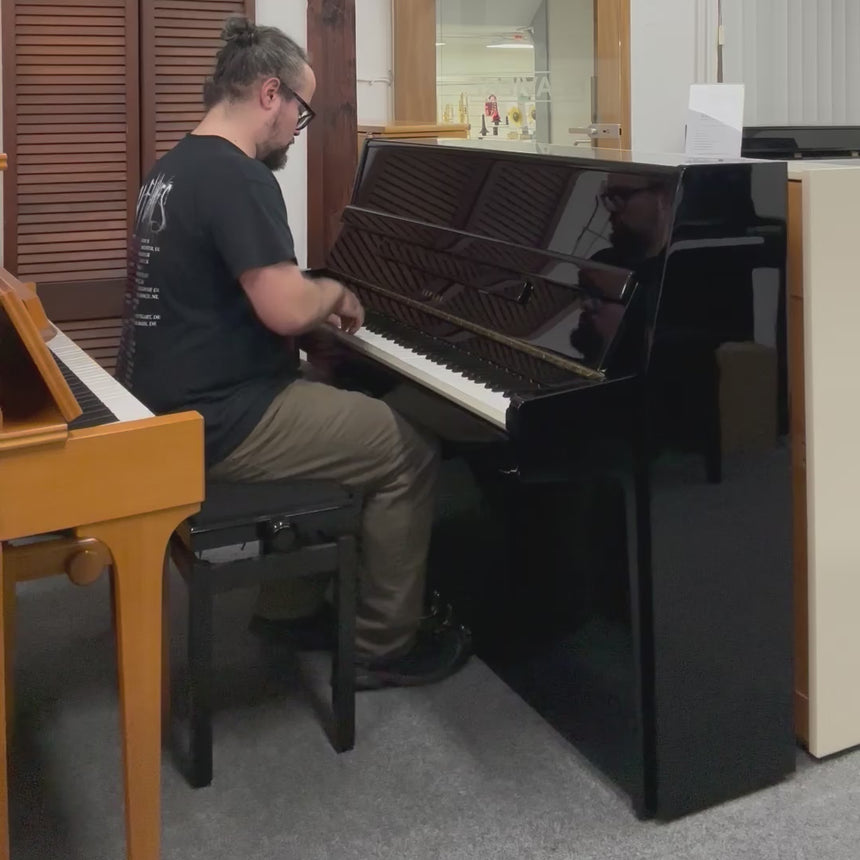 Yamaha Klavier P 2 schwarz poliert Occasion sehr guter Zustand Bj. 1983 original made in Japan (gebraucht)